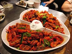 -龙巢盱眙龙虾·牛蛙·烧烤宵夜(八卦岭店)