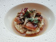 香脆鸡腿佐黑松露烩饭-福楼法餐厅FLO