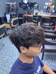 -藤野造型专业烫染接发