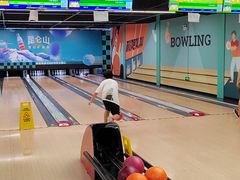 -极限PLAY运动娱乐新世界·团建派对潮玩休闲馆·室内蹦极高空游乐园