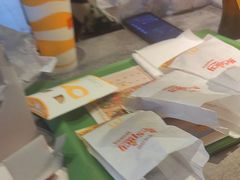 -麦当劳(展览路店)