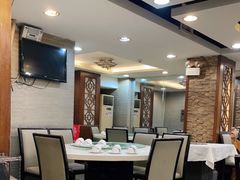 包厢-渝君重庆火锅(嘉宾路店)