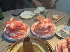 -洞庭洲·防空洞火锅·铜锅涮肉·烧烤(新百广场店)