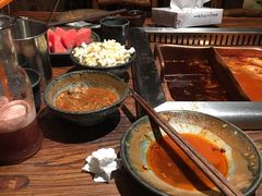 -老牌坊云南鱼豆花火锅(嵩山店)