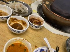 -月圆火锅(宁海东路二店)