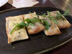 西班牙风味火腿鸡肉奶油春卷-BROWNSTONE布朗石西班牙餐厅(富城店)