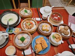 -广州中心皇冠假日酒店·百粤楼