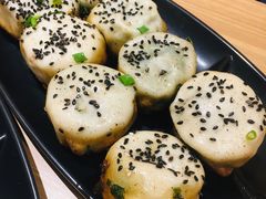 -小杨生煎(金山百联购物中心3楼店)