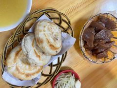 -闫家驴肉火烧(五四店)