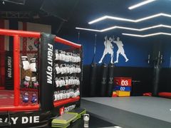 -成杰格斗·拳击·柔术·防身术(建设路店)