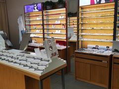 -优医视平价眼镜蔡司依视路折扣工厂店(十里堡店)