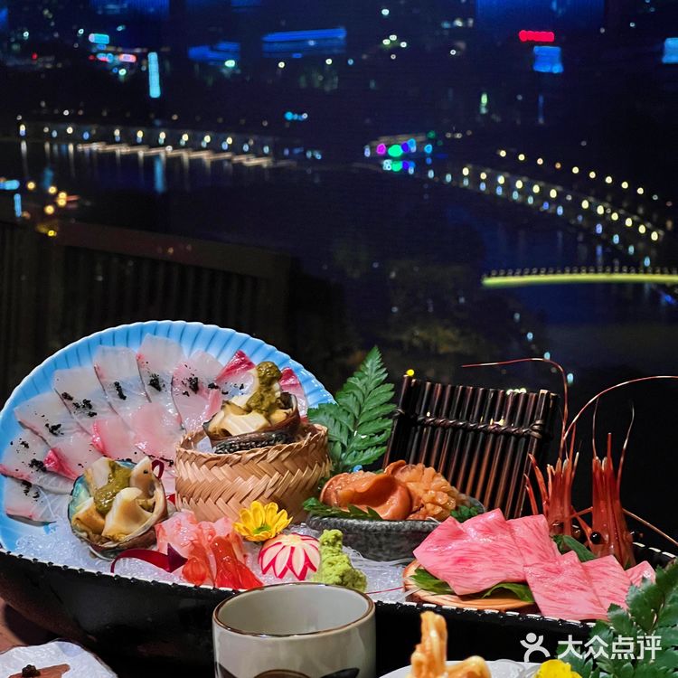 佛山高空铁板烧日料店俯瞰千灯湖全景好❗️美‼️
