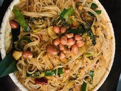 老表记爆炒螺蛳粉-老表记广西宵夜螺蛳鸭脚煲(西大店)