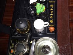 -尊卡诺高级西装礼服定制(江东中路店)