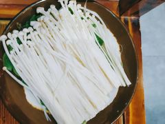 -锅来乐地锅鸡(安亭店)