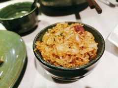 广式腊味煲仔饭-狐狸爱上椰子鸡(滨江星光大道店)