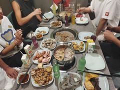 -金滏山烤肉·海鲜·火锅自助餐厅(襄阳万达店)