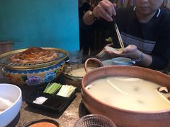 黑胡椒猪肚鸭架锅-三人行骨头王火锅(长寿店)