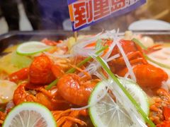 -里岛烤鱼(东港凯虹广场店)