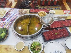 -田村·酸汤鲜牦牛肉火锅(布达拉宫广场店)