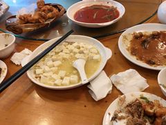 蟹粉烩豆腐-牧羊餐厅