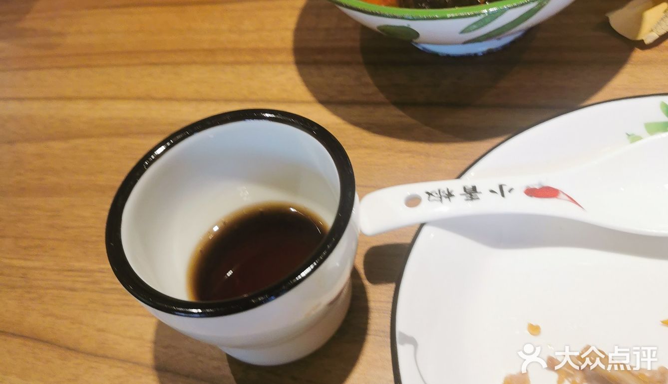 小青椒一开业就火爆金街，每周必打卡一次 正宗的湖南菜