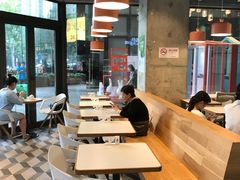 -Dough&Joe团憩(瑞虹天地月亮湾店)