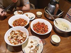 -八碗湘长沙市井菜(坡子街店)