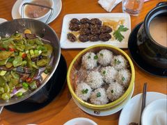 -莲餐厅·湖北菜·潜江小龙虾店(愚园路店)