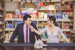 -LANYI COUTURE高级婚纱礼服改衣店