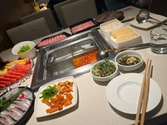 -海底捞火锅鲜切牛肉主题店(长寿路店)