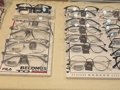 -天空之镜眼镜店蔡司依视路授权店(天通苑店)