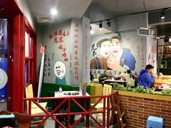 大堂-钢管厂五区小郡肝串串香(滨江店)