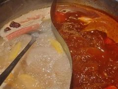 鸳鸯锅底-七秒鱼·斑鱼火锅(太阳城店)
