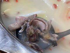 -牛得很·鲜牦牛肉烧烤·牛羊肉菌汤锅(康定店)