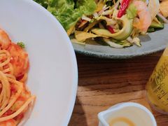 鲜虾牛油果沙拉-Moka Bros 摩卡站(西单大悦城店)