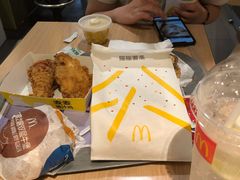 -麦当劳(新华路步步高店)