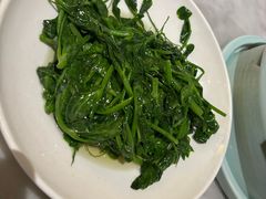 -渝信川菜 · 川味家常菜(财富购物中心店)