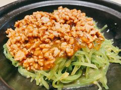 莴笋双脆-小船渔村•大连菜•大连焖鱼(黄河路店)