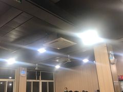 大堂-皖北巫氏三胖地锅鸡(长淮总店)