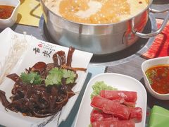 -四季喧黔味豆米火锅(万达广场店)