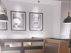 -江渔儿酸菜鱼(万科东荟城店)