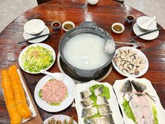 -御膳粥·牛乳粥底火锅·地道顺德菜(容桂店)