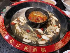 -三江两海老火锅(北京首店)