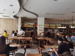 大堂-必胜客(龙湾万达店)
