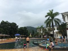 -江门古兜温泉小镇