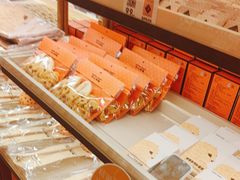-沪上阿姨·臻选茶饮(上海环球港店)