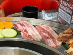-哈哈碳都·牛肋条无限自助烤肉(台江万达店)