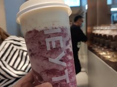 -喜茶(北京华贸购物中心店)