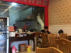 -邱芳粉店(迎宾大道旗舰店)